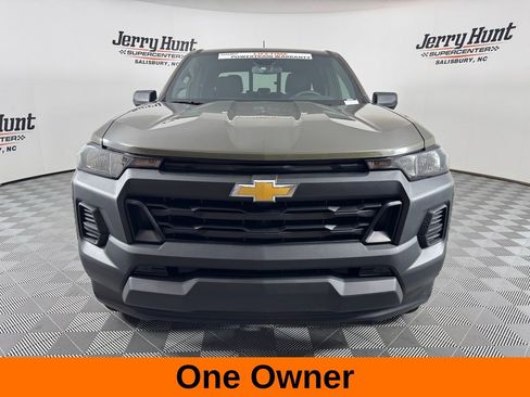 Used 2024 Chevrolet Colorado W/T w/ WT Convenience Package image 5