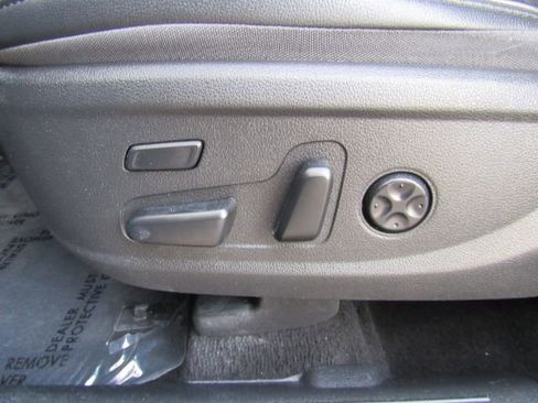 Used 2022 Hyundai Santa Fe Limited image 18