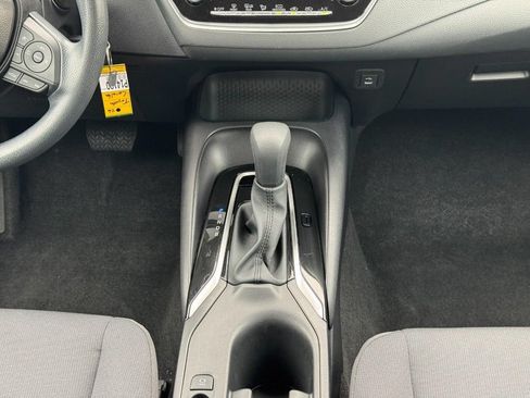 Used 2026 Toyota Corolla LE FWD image 19