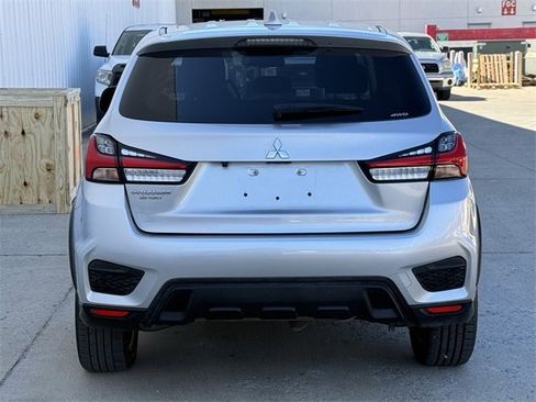 Used 2024 Mitsubishi Outlander Sport ES image 5