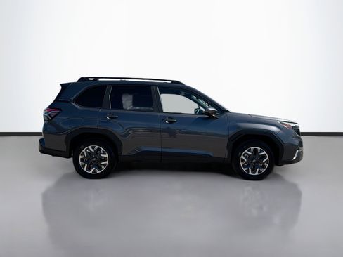 Used 2026 Subaru Forester Premium image 2