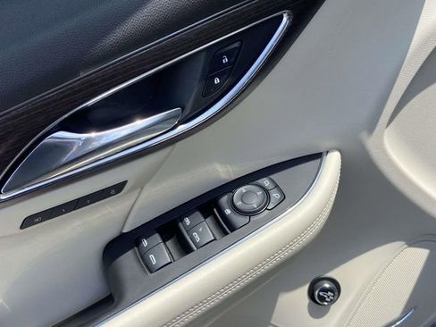 Certified 2023 Buick Envision Avenir AWD/4WD image 15