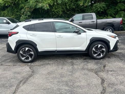 Used 2024 Subaru Crosstrek 2.5i Limited AWD/4WD image 5