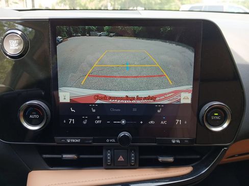 Used 2024 Lexus NX 250 FWD w/ Cold Area Package image 40