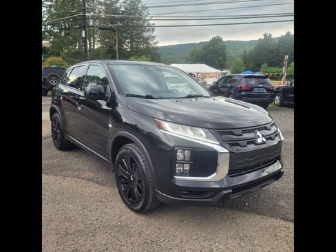 Used 2023 Mitsubishi Outlander Sport LE AWD/4WD image 2