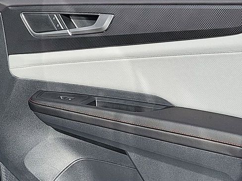 New 2026 Volkswagen Atlas Peak Edition image 18