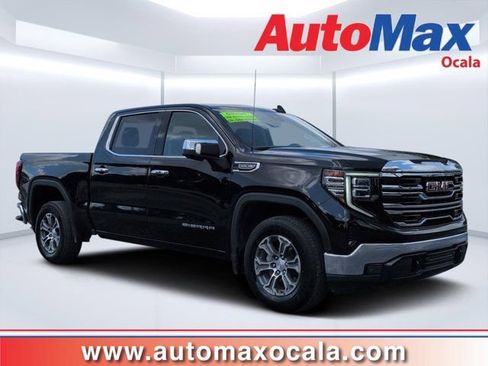 Used 2025 GMC Sierra 1500 SLT RWD image 1