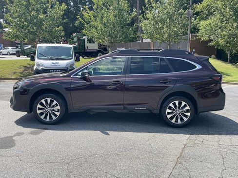 Used 2025 Subaru Outback Limited w/ Popular Package #2 AWD/4WD image 2