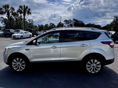 Used 2018 Ford Escape Titanium w/ Ford Safe & Smart Package AWD/4WD image 5