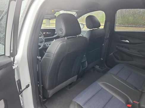 Used 2026 Buick Envista Preferred w/ Convenience I Package FWD image 9