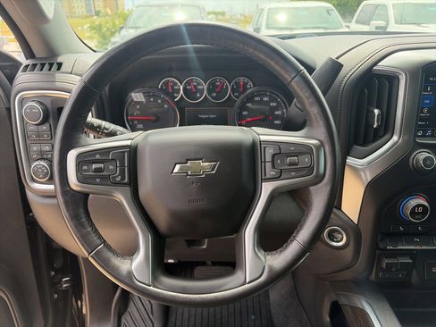 Used 2022 Chevrolet Silverado 1500 LT Trail Boss w/ LT Trail Boss Premium Package AWD/4WD image 20