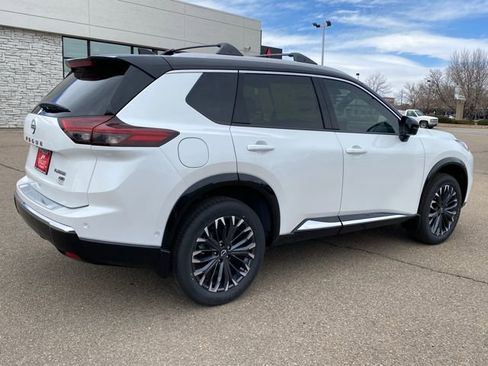 New 2026 Nissan Rogue Platinum w/ Platinum Premium Package image 6