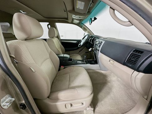 Used 2008 Toyota 4Runner SR5 image 28