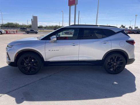 Used 2022 Chevrolet Blazer RS w/ Enhanced Convenience Package image 2