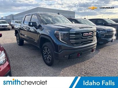 Certified 2022 GMC Sierra 1500 AT4 w/ Technology Package