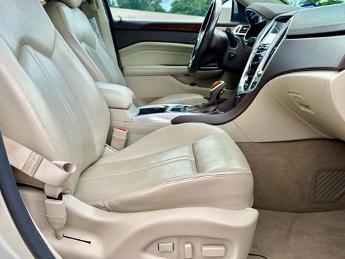 Used 2015 Cadillac SRX Luxury w/ Driver Awareness Package FWD image 12