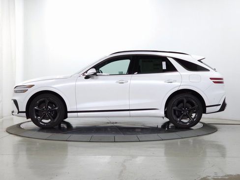 Used 2026 Genesis GV70 2.5T Sport Prestige AWD/4WD image 4