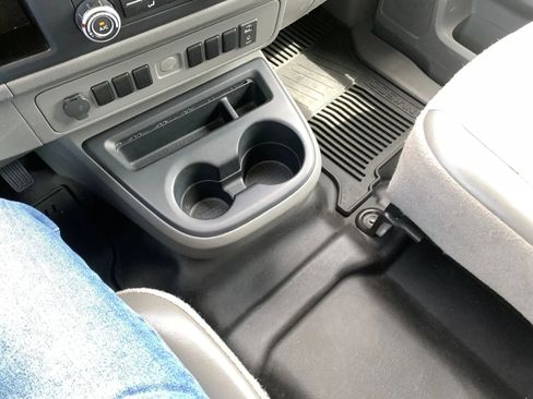 Used 2018 Nissan NV 1500 S image 15