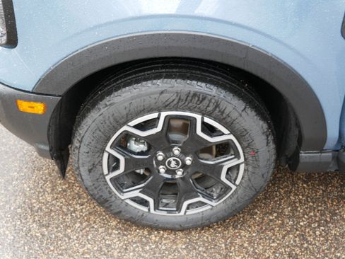 Used 2025 Ford Bronco Sport Outer Banks w/ Outer Banks Tech Package+ image 15