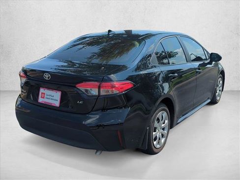Certified 2025 Toyota Corolla LE FWD image 5