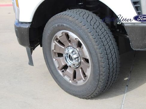 Certified 2025 Ford F250 King Ranch image 9