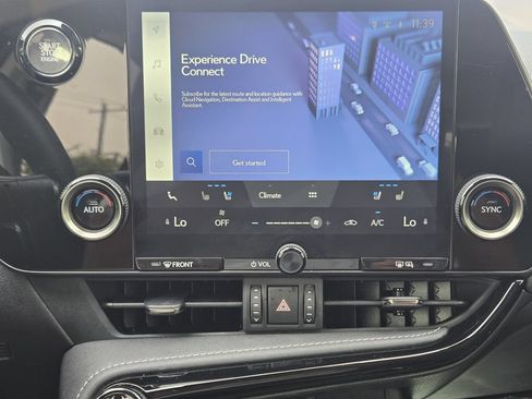 Used 2024 Lexus NX 250 FWD image 8