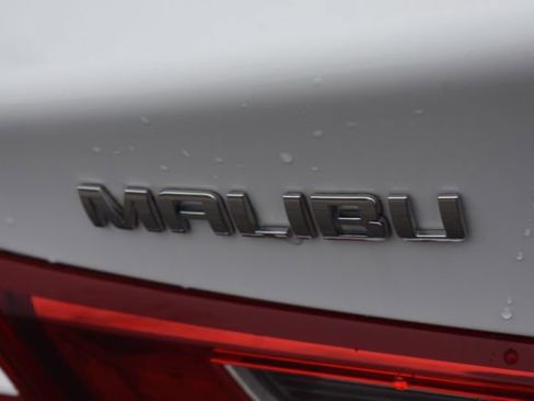 Certified 2022 Chevrolet Malibu LS image 15