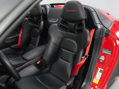 Used 2019 Porsche 911 Speedster RWD image 39