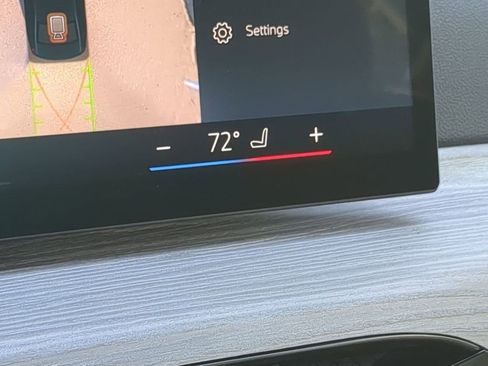 New 2026 BMW 330i Sedan w/ Convenience Package image 22