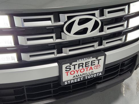 Used 2026 Hyundai Santa Cruz SEL image 6