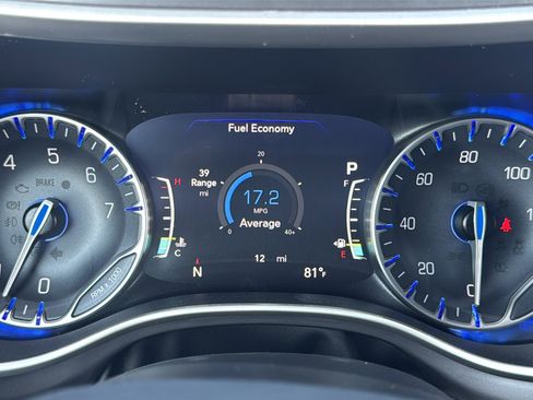 New 2026 Chrysler Pacifica Select image 20