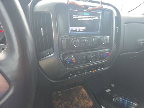 Used 2018 Chevrolet Silverado 1500 LT w/ All Star Edition image 11