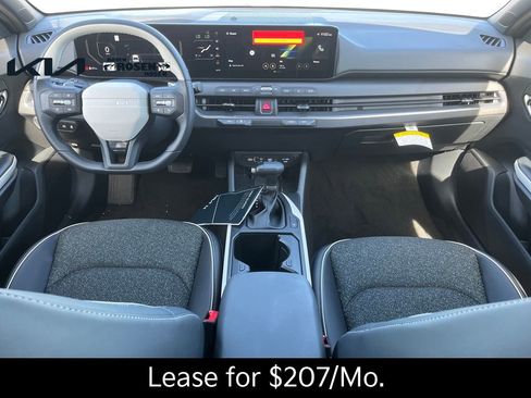 New 2025 Kia K4 GT-Line image 17