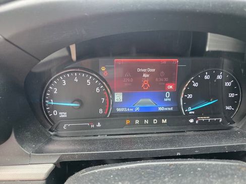 Used 2020 Ford Explorer XLT w/ Equipment Group 202A RWD image 28