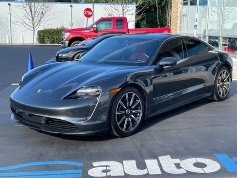Used 2021 Porsche Taycan RWD image 7