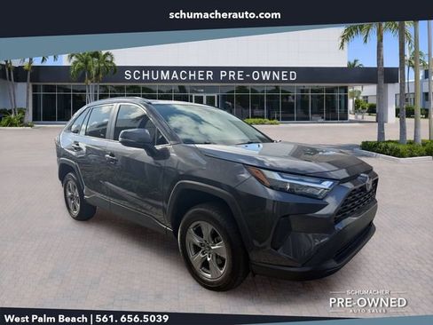 Used 2023 Toyota RAV4 XLE w/ Convenience Package FWD image 1
