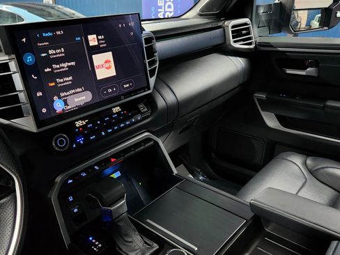 Used 2023 Toyota Tundra Platinum image 31