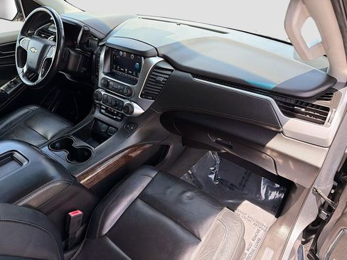 Used 2019 Chevrolet Tahoe LT w/ Texas Edition Package AWD/4WD image 14