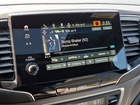 Used 2023 Honda Passport EX-L image 17