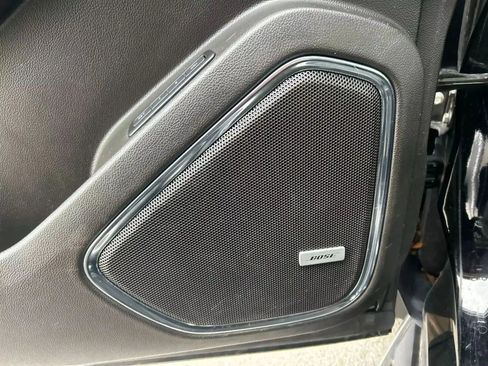 Used 2018 GMC Yukon XL SLT image 25