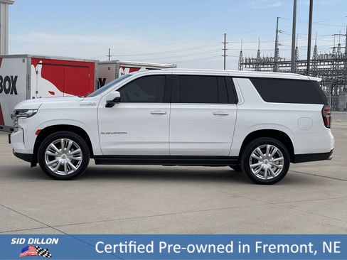 Certified 2023 Chevrolet Suburban High Country image 22