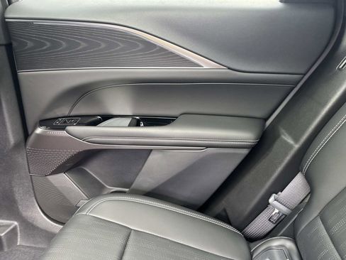 New 2025 Cadillac Lyriq Luxury image 16