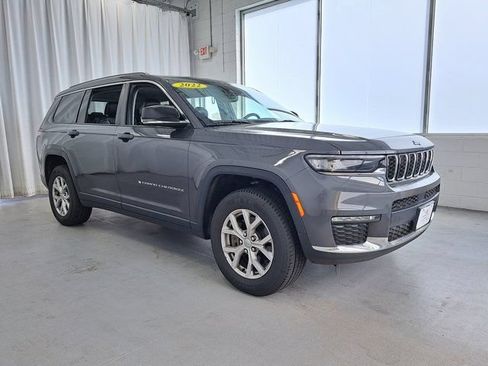Used 2022 Jeep Grand Cherokee L Limited AWD/4WD image 4