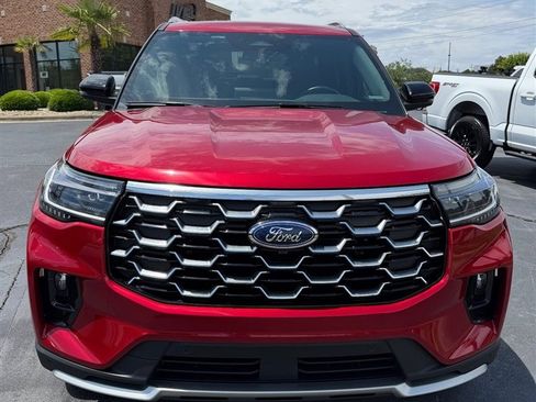 Used 2025 Ford Explorer Platinum w/ Ultimate Package AWD/4WD image 2