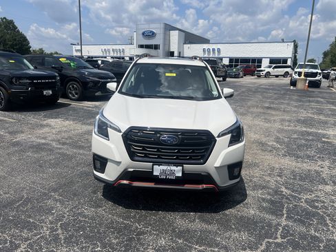 Used 2024 Subaru Forester Sport AWD/4WD image 3