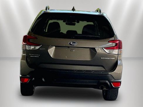 Used 2019 Subaru Forester Limited w/ Popular Package #3 AWD/4WD image 6