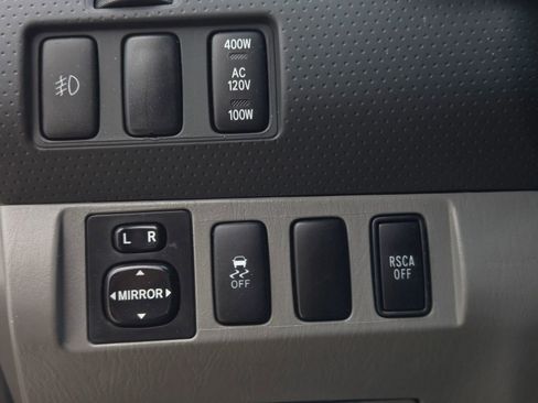 Used 2015 Toyota Tacoma 4x4 Double Cab w/ TRD Sport Package image 30