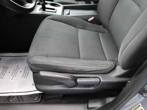 Used 2019 Honda Ridgeline Sport image 6