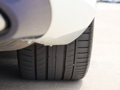 Used 2017 Mercedes-Benz SL 550 w/ Driver Assistance Package image 48