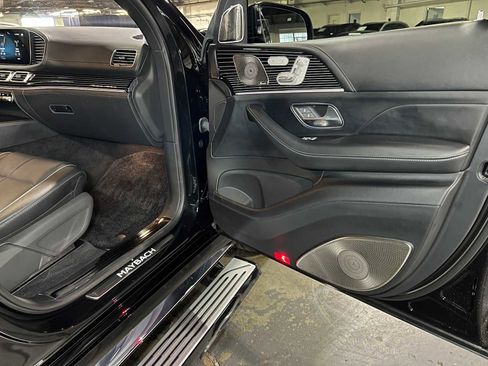 Certified 2023 Mercedes-Benz Maybach GLS 600 4MATIC image 11